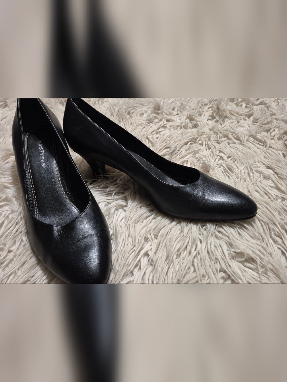 Leather Classic Trotters Women's Kiera Pumps